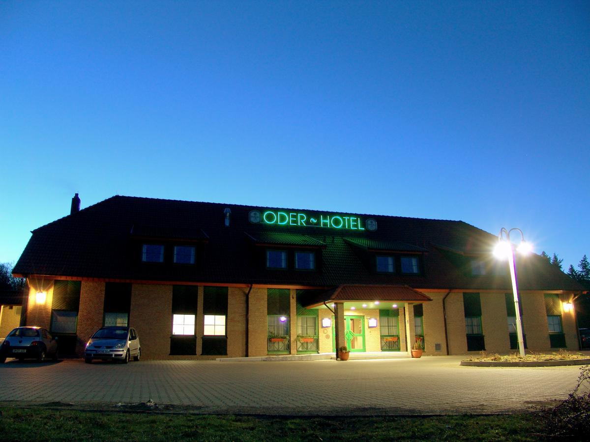 Oder-Hotel Schwedt Exterior photo
